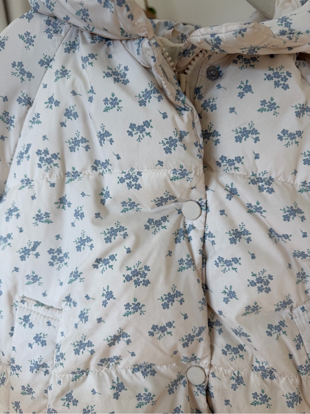 Zara Cream Puffer Jacket with Blue Floral Print - Picture 2 of 4